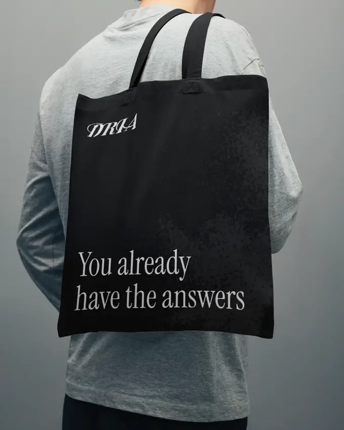 Dria tote bag